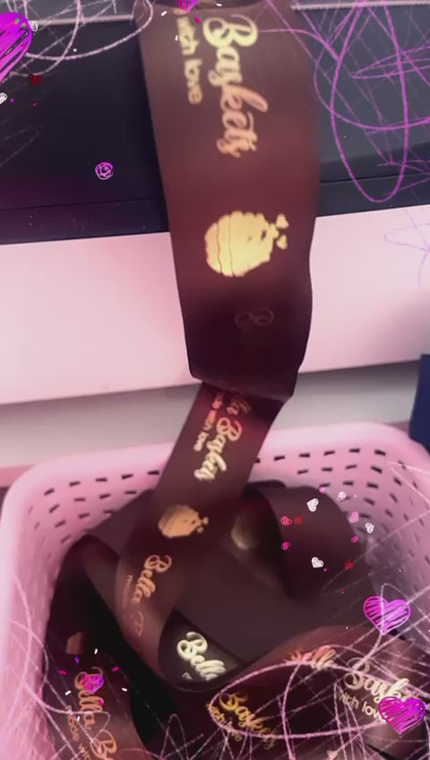 Topo de bolo menina tubarão bebê